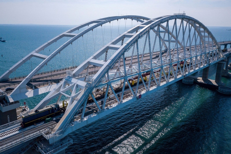 «Крымский мост разберут до декабря»: Украина ликует