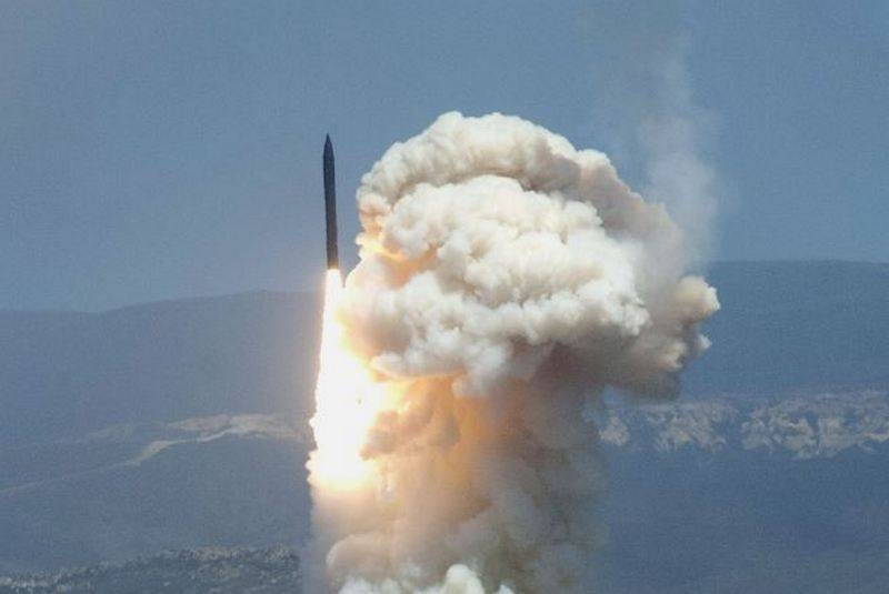 USA announced the testing of intermediate-range ballistic missiles