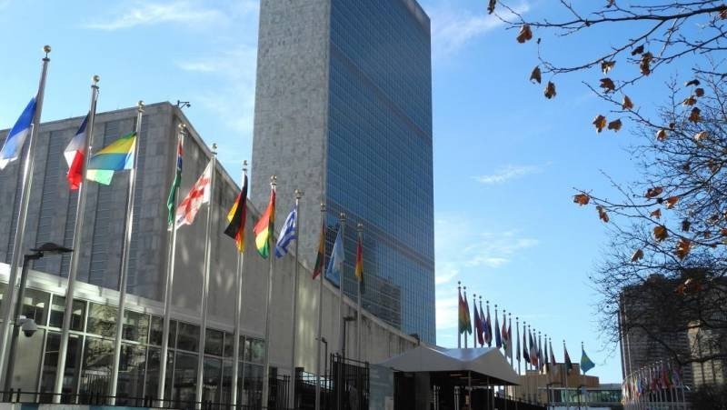 The UN headquarters is time to move from New York!