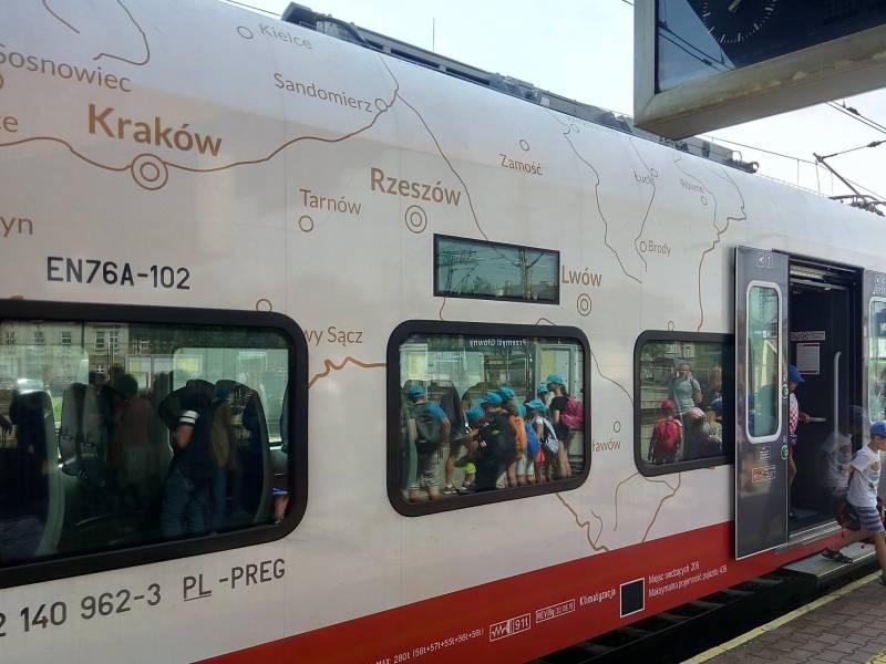 In Ukraine rebelled card with Lviv and Lutsk in Polish train