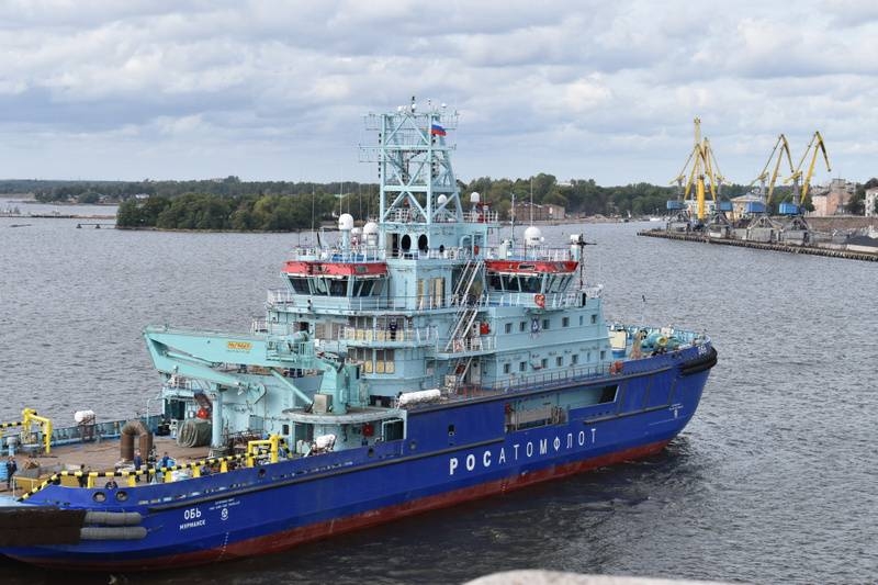 Дизельный ледокол "Обь" Project Aker ARC 124 started sea trials