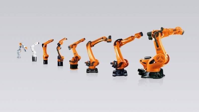 Robotics industry: the threat of unemployment, or the foundation of the economy of the future?