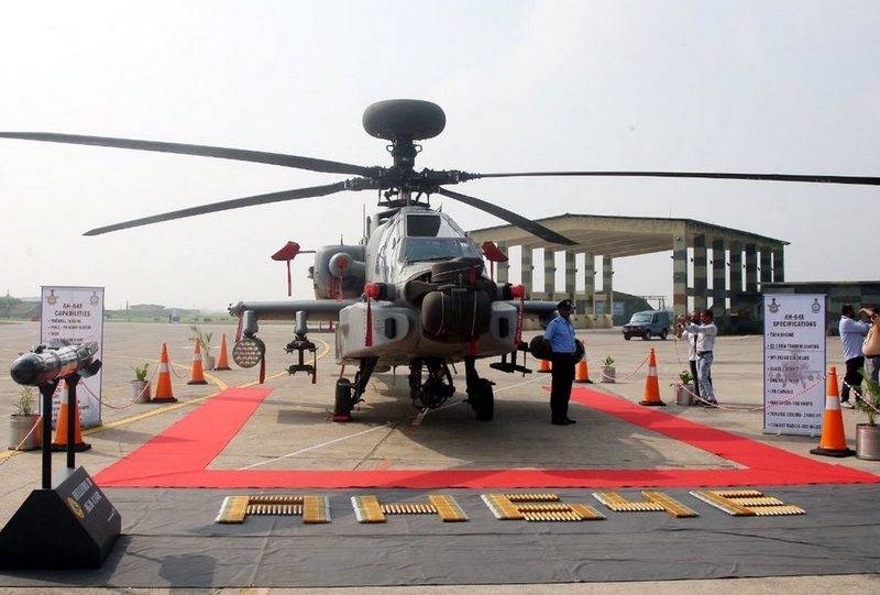 India has adopted the first eight attack helicopters AH-64E Apache