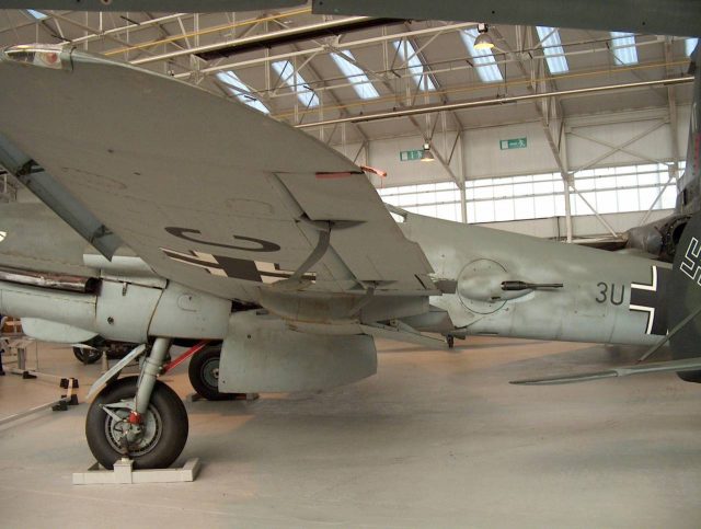 Боевые самолёты: истребители «Мессершмитт» Ме-210 и Ме-410 