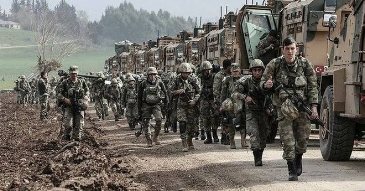 Turkish army began crossing the border in Syria, to prevent the accumulation of Kurds