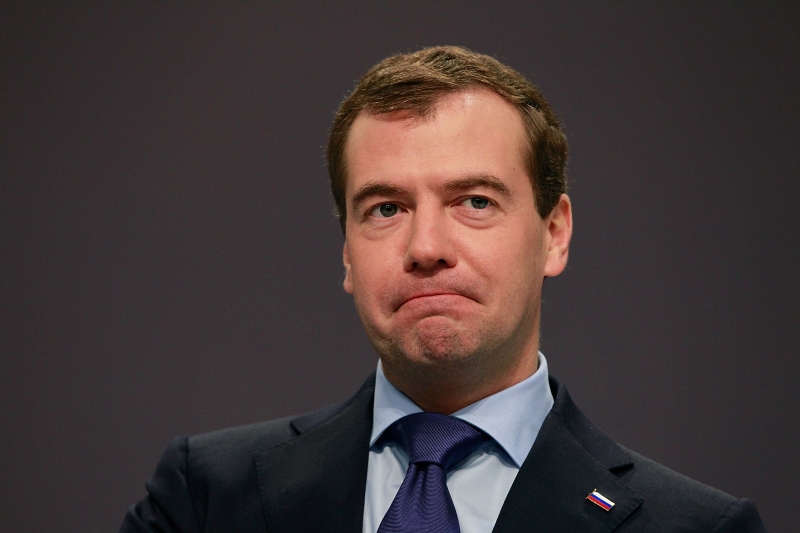 Нужен ли второй шанс Медведеву?
