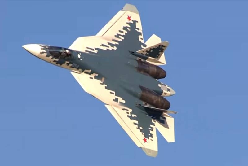 Достанет до Австралии: в США пугают боевым радиусом Су-57 в Азии