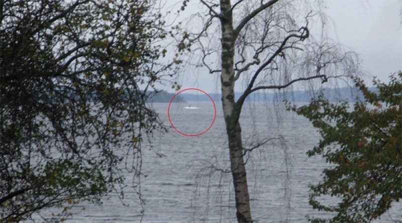 Swedish for 20 MEEK did not find the submarine and its own buoy