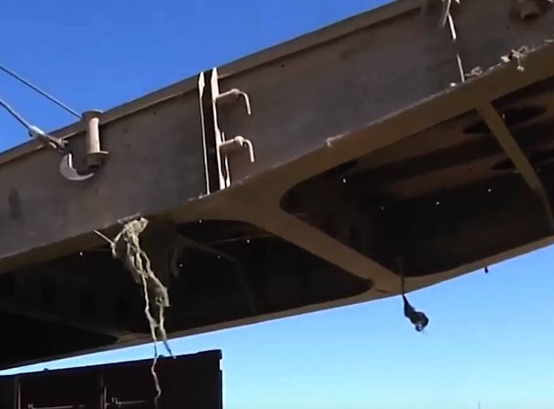 Заявлено о подрыве боевиками моста через Евфрат в Сирии