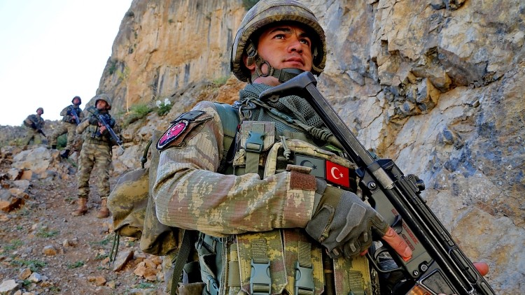 Turkish Foreign Ministry recalled, that the terrorists left the Kurds in Syria 35 hours on the withdrawal of forces