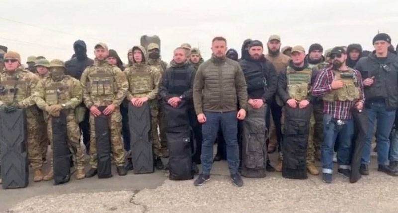Украинский нардеп назвал вооружённых националистов на Донбассе гастролёрами