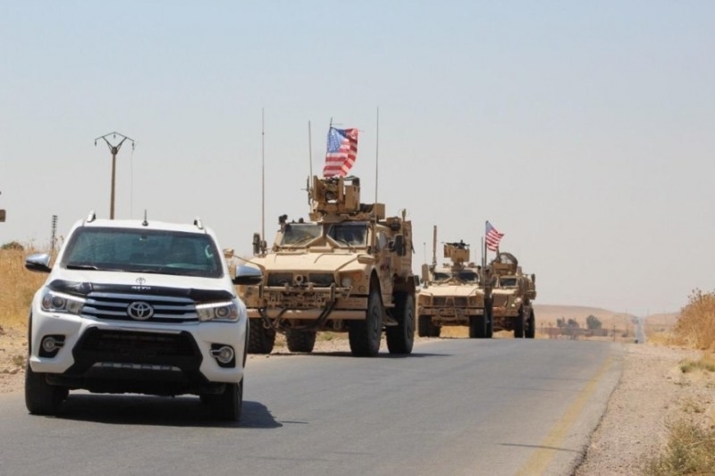 Kurds and the militants IG supported by the US steal oil from the people of Syria