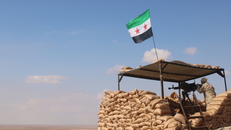 Noticias de Siria 23 Octubre 19.30: США способствуют возрождению ИГ*, курды-террористы подозреваются в установке СВУ в Ракке