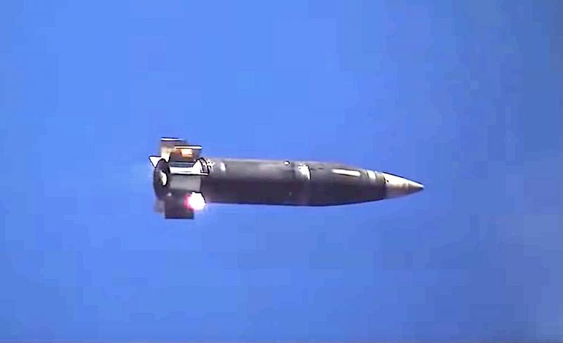 В США представят перспективный снаряд XM1113, использующий ракетные технологии