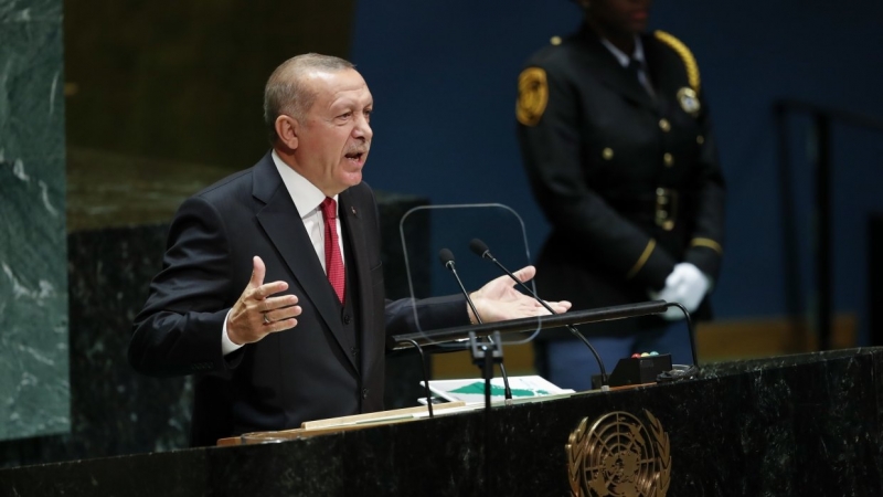 Почему Турция ведет операцию против курдских террористов в Сирии