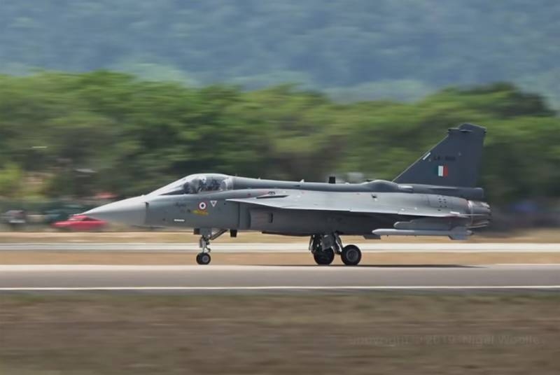 Индийские заявления о том, что HAL Tejas победит J-20 в ближнем бою, высмеяли в Китае