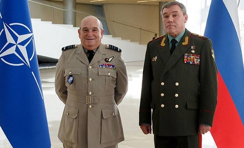 В Баку прошла встреча глав генштаба МО РФ и Военного комитета НАТО