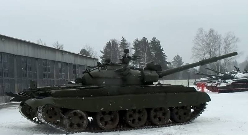 Where did the tanks? Imprinted transport T-62 and T-72