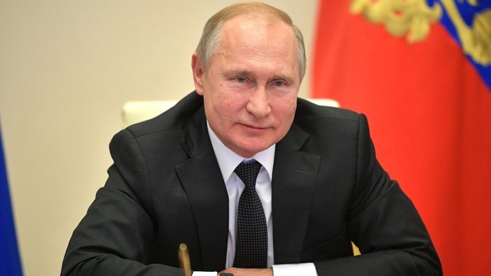 The increasing pace of development of the country, Putin puts on young people and regions