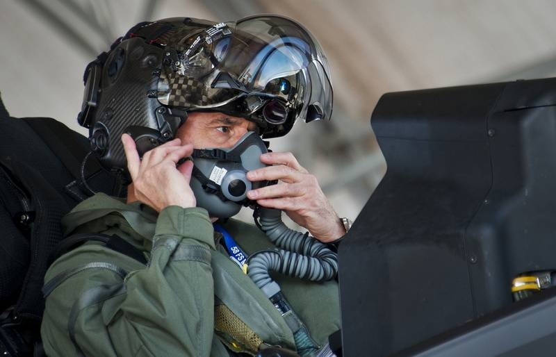 The Lockheed Martin have solved the problem with the F-35 pilots helmet