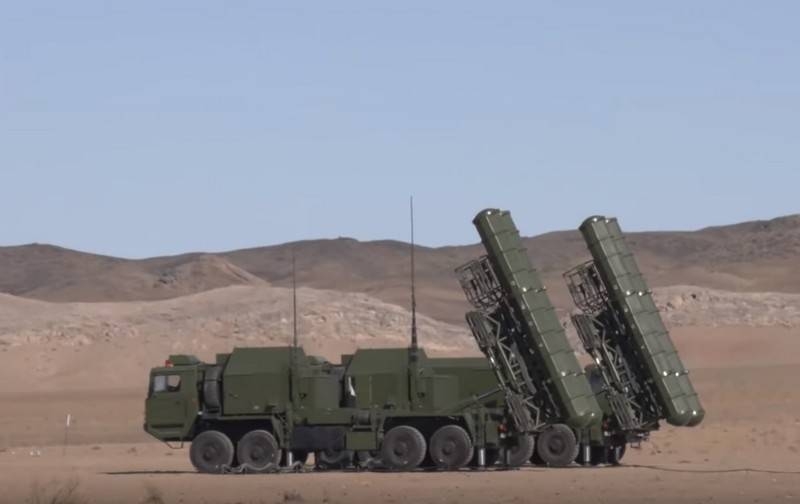 Los artilleros antiaéreos uzbekos probaron el sistema de defensa aérea chino FD-2000 (HQ-9)