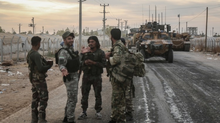 Склад боеприпасов США обнаружили турецкие военные после отхода курдских боевиков в Сирии