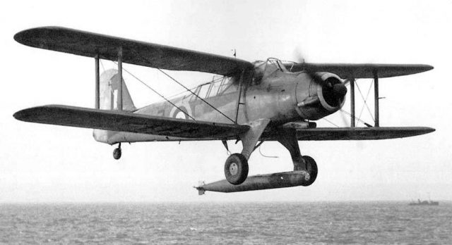 combat aircraft: carrier-based torpedo bomber Fairey «Swordfish» 