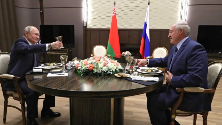 Особые отношения Москвы и Минска приведут к компромиссу по нефти и газу