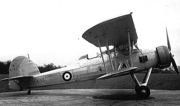作战飞机: палубный торпедоносец Fairey «Swordfish» 