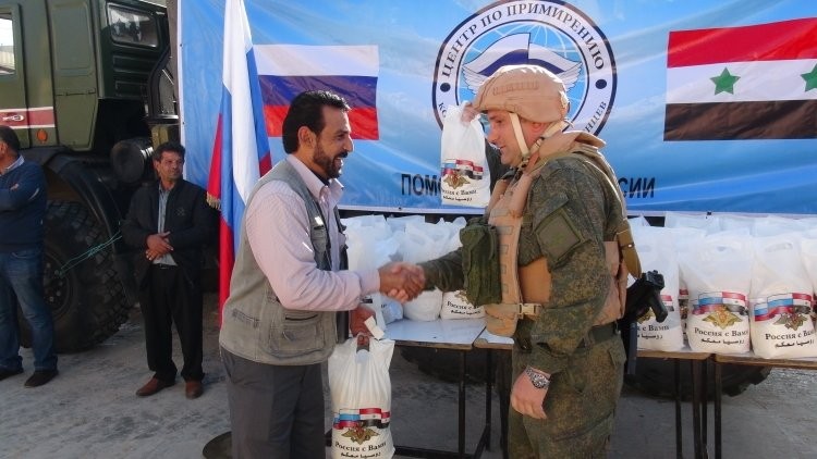 Military Russian first brought humanitarian aid to the villagers pockets in northern Syria