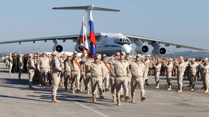 Российские истребители преподали урок США за провокации в небе Сирии