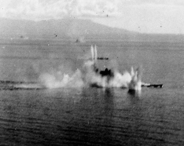 战斗机: 美国鱼雷轰炸机格鲁曼 TBF/TBM «复仇者» 