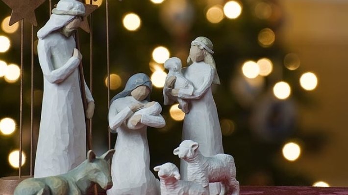 Рождество Христово 7 января: встреча праздника, традиции, угощения, когда колядуют