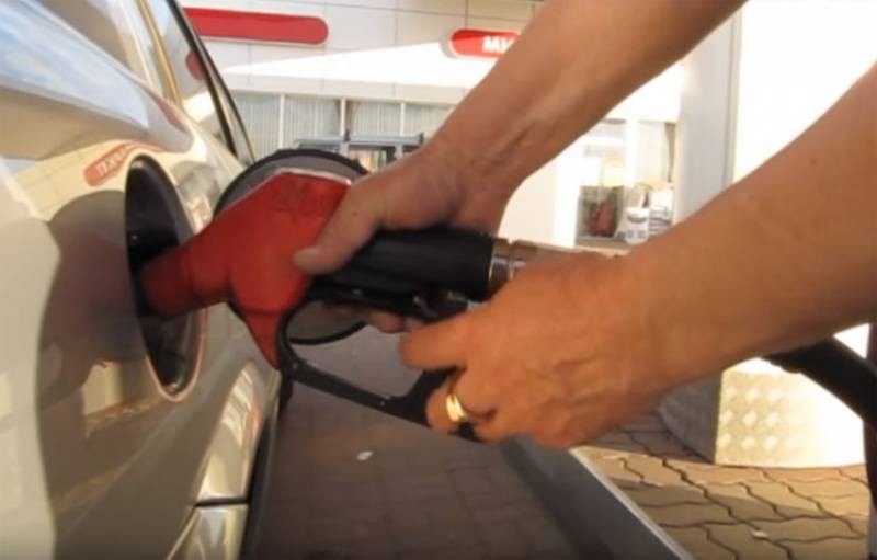 «Бензиновая тайна»: Rising prices for gasoline are not covered by the appetites of the oil business