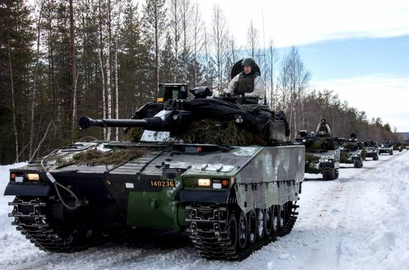 Швеция готовится к новой «холодной войне» с Россией на радость полякам