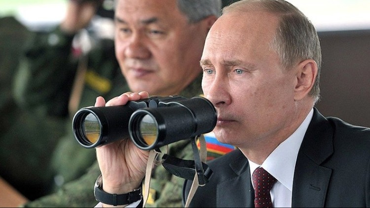 Путин оценил ход военно-морских учений в Черном море