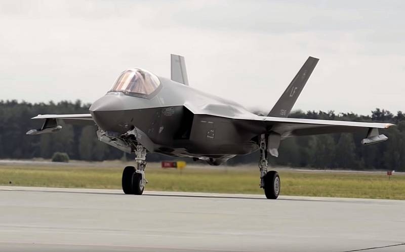 Poland has signed a supply contract 32 fighter F-35A