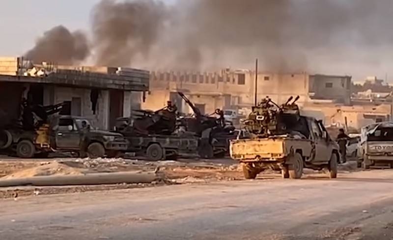 Сирийская армия завершила окружение боевиков в Маарет-ан-Нумане