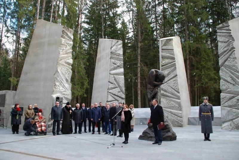 Katyn affair: inconsistencies, thought-provoking