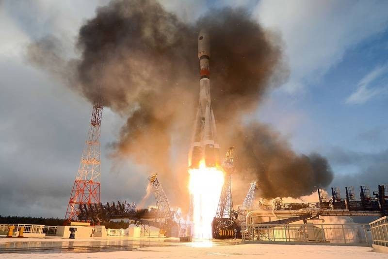 Russian lunar program: that prevents its implementation