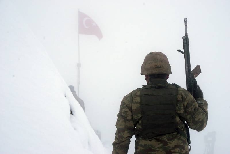 Возникла опасность попадания сил 25-й дивизии спецназа САА в турецкое окружение в Идлибе
