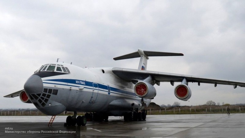 В Италию прибыл 14-й по счету самолет ВКС РФ со специалистами и оборудованием