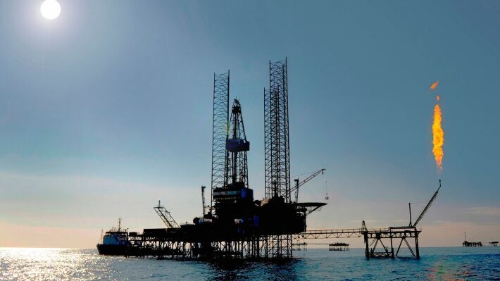 Белогорьев: корректировка цен на нефть начнется во втором полугодии 2020