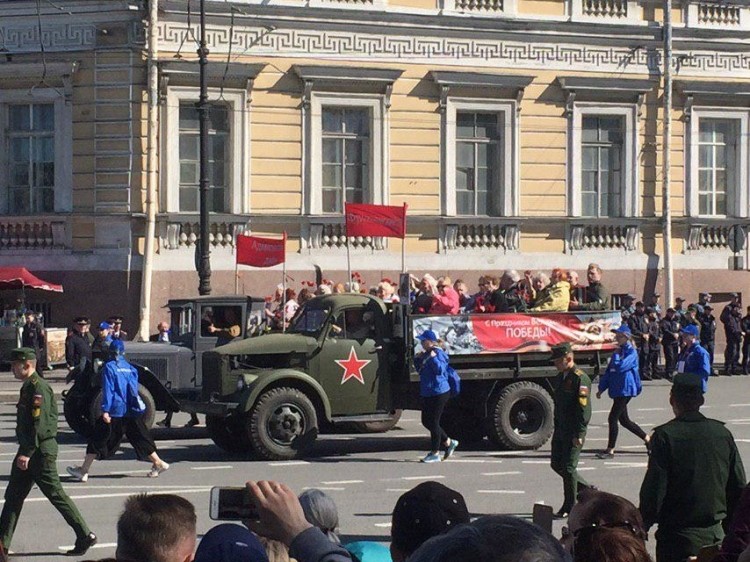 Машина дистанционного разминирования «Follaje» впервые примет участие в параде Победы