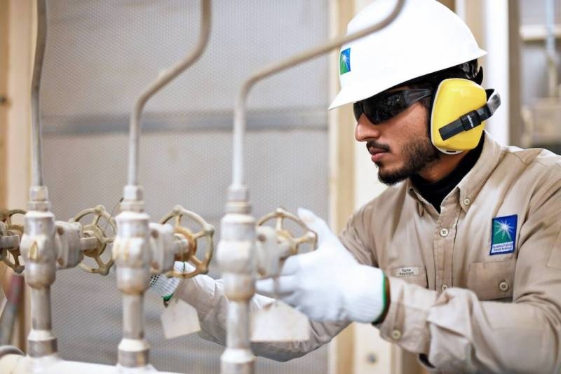 The time: Due to the oil war with Russia, Saudi Aramco has lost more than 20 percent profit