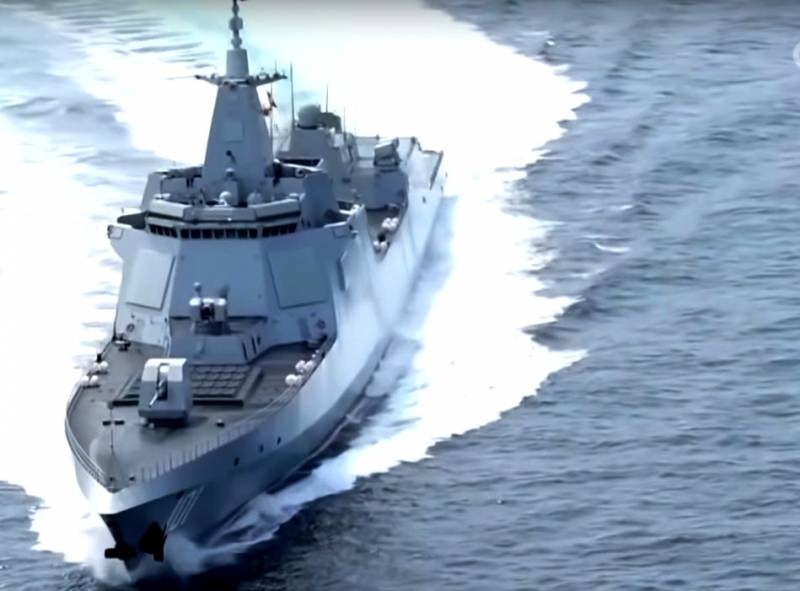 Sohu: Китай спустил на воду достойного конкурента американским эсминцам Zumwalt