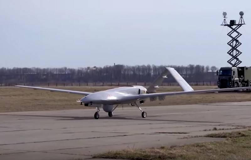 Ukraine intends to organize the production of Turkish drones