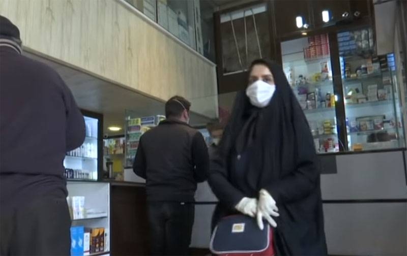 China urged to lift the sanctions against Iran because of coronavirus