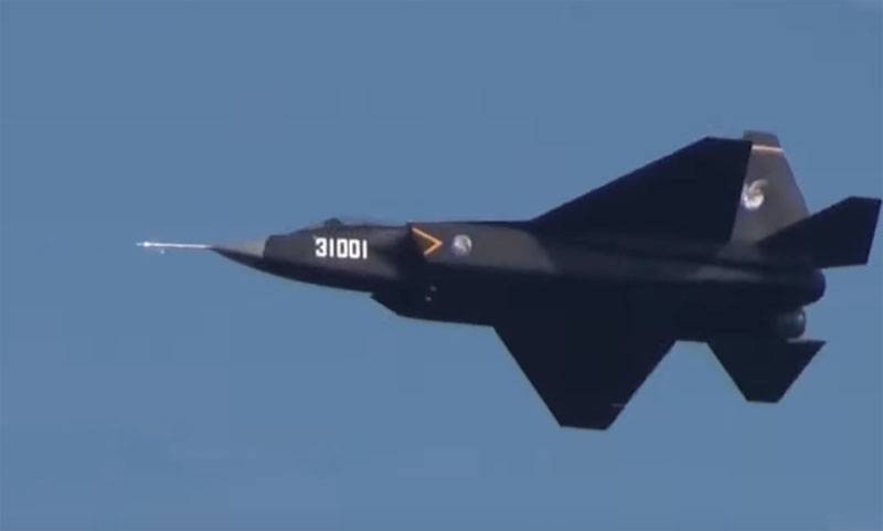 In the Chinese Sohu: Fighter J-31 could help Pakistan resist the Su-30MKI and the Indian Air Force Rafale