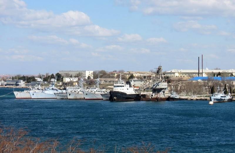 In Sevastopol, it completed the formation of two groups of abandoned Ukrainian ship